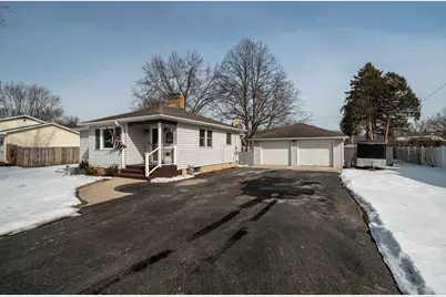 808  Manor Dr, Salem Lakes, WI 53170 - Photo 36