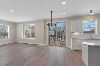 W192N5472  Red Crown Ln, Menomonee Falls, WI 53051 - Photo 8