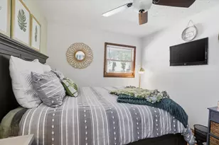 208 Highland Ave, Hartland, WI 53029 - Photo 12