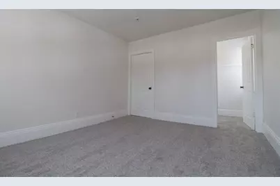 2335 N 44th St, Milwaukee, WI 53210 - Photo 22