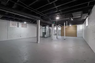 2335 N 44th St, Milwaukee, WI 53210 - Photo 24