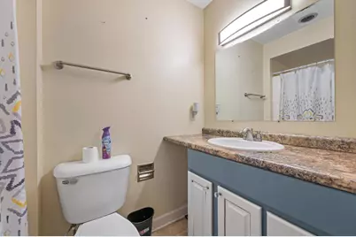 7911 S 68th St #102, Franklin, WI 53132 - Photo 16