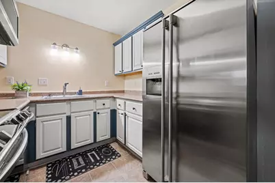 7911 S 68th St #102, Franklin, WI 53132 - Photo 4