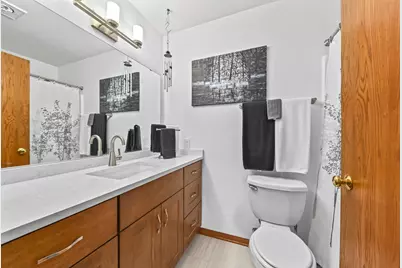 116 E Freistadt Rd #D, Thiensville, WI 53092 - Photo 16