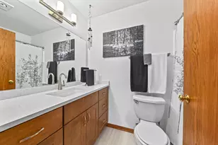 116 E Freistadt Rd, Thiensville, WI 53092 - Photo 16