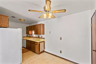 W158N11137  Legend Ave #1, Germantown, WI 53022 - Photo 12