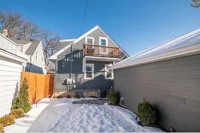 2431 N 70th St, Wauwatosa, WI 53213 - Photo 30