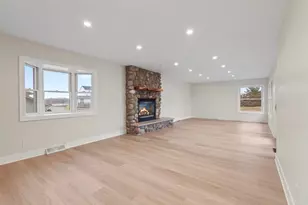 N56W36792 Cherokee Rd, Oconomowoc, WI 53066 - Photo 34