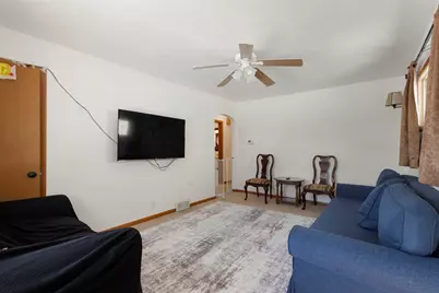 5837 N 71st St, Milwaukee, WI 53218 - Photo 4