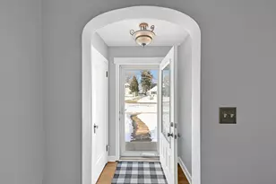 320 S Honey Creek Dr, Milwaukee, WI 53214 - Photo 2