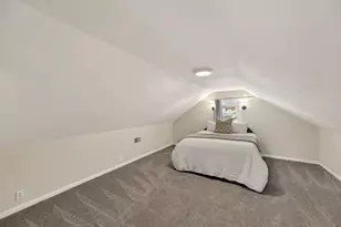 320 S Honey Creek Dr, Milwaukee, WI 53214 - Photo 18