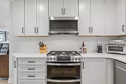 207  55th St #B, Kenosha, WI 53140 - Photo 10