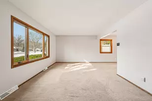 12700 W Needham Dr, New Berlin, WI 53151 - Photo 4