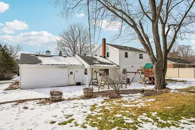 12700 W Needham Dr, New Berlin, WI 53151 - Photo 32