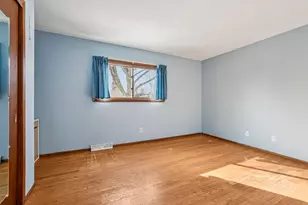 12700 W Needham Dr, New Berlin, WI 53151 - Photo 18