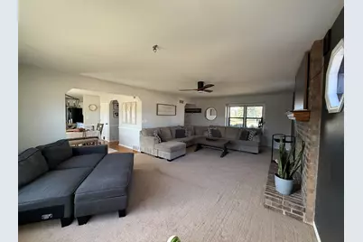 W144N10772  Lincoln Dr, Germantown, WI 53022 - Photo 4