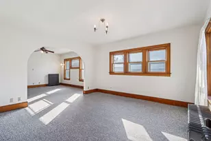 1609 Grand Ave, Racine, WI 53403 - Photo 6