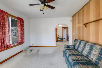 1423 S 14th St, Manitowoc, WI 54220 - Photo 10