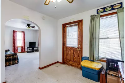 1423 S 14th St, Manitowoc, WI 54220 - Photo 6