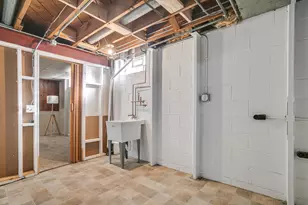 3203 N 94th St, Milwaukee, WI 53222 - Photo 24