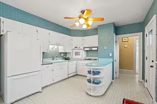 4449 N Maryland Ave, Shorewood, WI 53211 - Photo 16