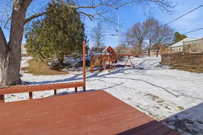 1324 N 13th Ave, West Bend, WI 53090 - Photo 20
