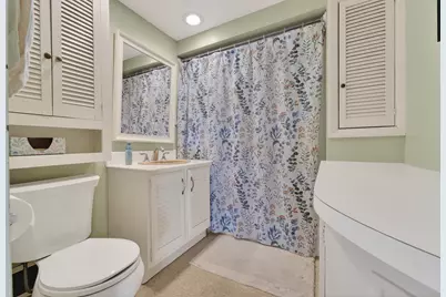 713  West Lawn Ave, Racine, WI 53405 - Photo 12