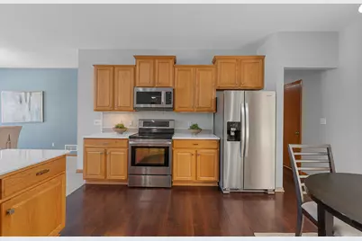 1960  Foxcroft Ln, Waukesha, WI 53189 - Photo 16