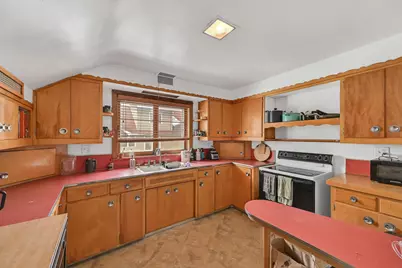 2024 E Newberry Blvd, Milwaukee, WI 53211 - Photo 12