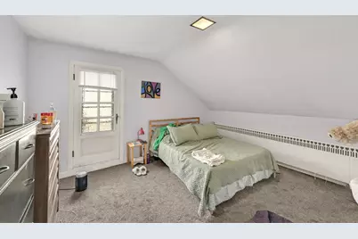 2024 E Newberry Blvd, Milwaukee, WI 53211 - Photo 16