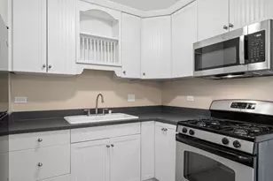 245 Country Club Dr, Lake Geneva, WI 53147 - Photo 4