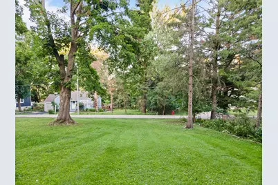 138  Vernon St, Williams Bay, WI 53191 - Photo 12