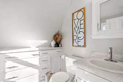 51  Lighthouse Ct, Sheboygan, WI 53081 - Photo 14