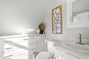 51 Lighthouse Ct, Sheboygan, WI 53081 - Photo 14