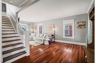 817  Cleveland Ave, Racine, WI 53405 - Photo 12