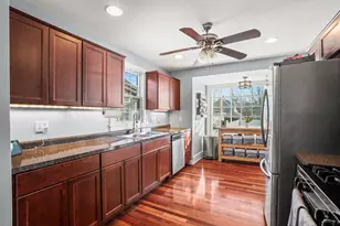 817 Cleveland Ave, Racine, WI 53405 - Photo 10