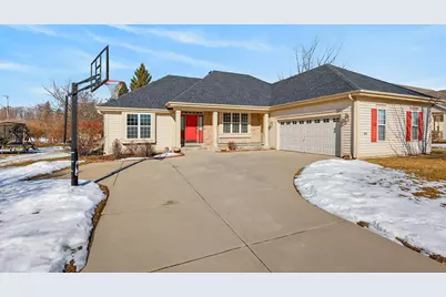 3838 E Stargrass Ln, Oak Creek, WI 53154 - Photo 2