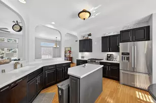 3838 E Stargrass Ln, Oak Creek, WI 53154 - Photo 10