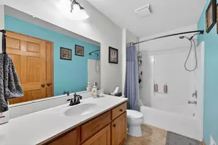 3838 E Stargrass Ln, Oak Creek, WI 53154 - Photo 22