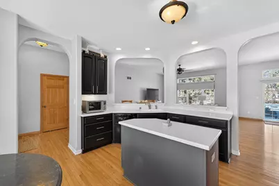 3838 E Stargrass Ln, Oak Creek, WI 53154 - Photo 12