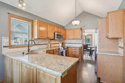 N21W24045  Garden Cir #F, Pewaukee, WI 53072 - Photo 16