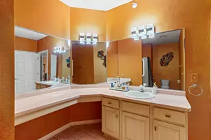 13070 W Bluemound Rd, Elm Grove, WI 53122 - Photo 8