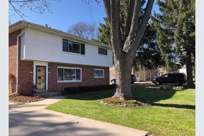 1531 N 116th St, Wauwatosa, WI 53226 - Photo 2