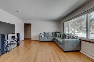 1531 N 116th St, Wauwatosa, WI 53226 - Photo 8