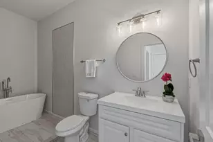 4013 W Parkland Ave, Brown Deer, WI 53209 - Photo 6