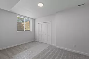 4013 W Parkland Ave, Brown Deer, WI 53209 - Photo 14