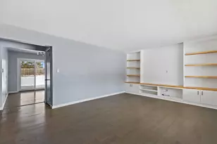 15620 W St Francis Dr, New Berlin, WI 53151 - Photo 20