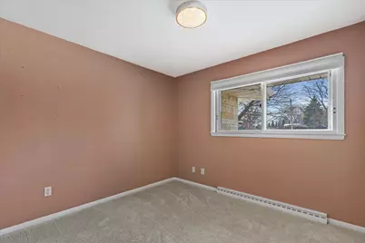 15620 W Saint Francis Dr, New Berlin, WI 53151 - Photo 24