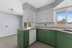 15620 W St Francis Dr, New Berlin, WI 53151 - Photo 22