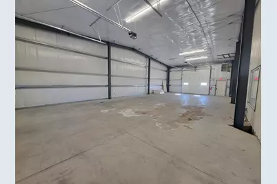 505 S Nathan Ln #4B, Elkhorn, WI 53121 - Photo 2